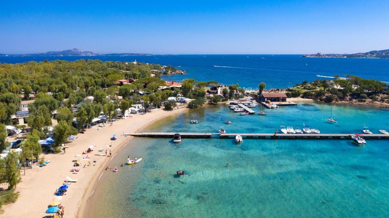 Centro Vacanze Isuledda Hotel Cannigione