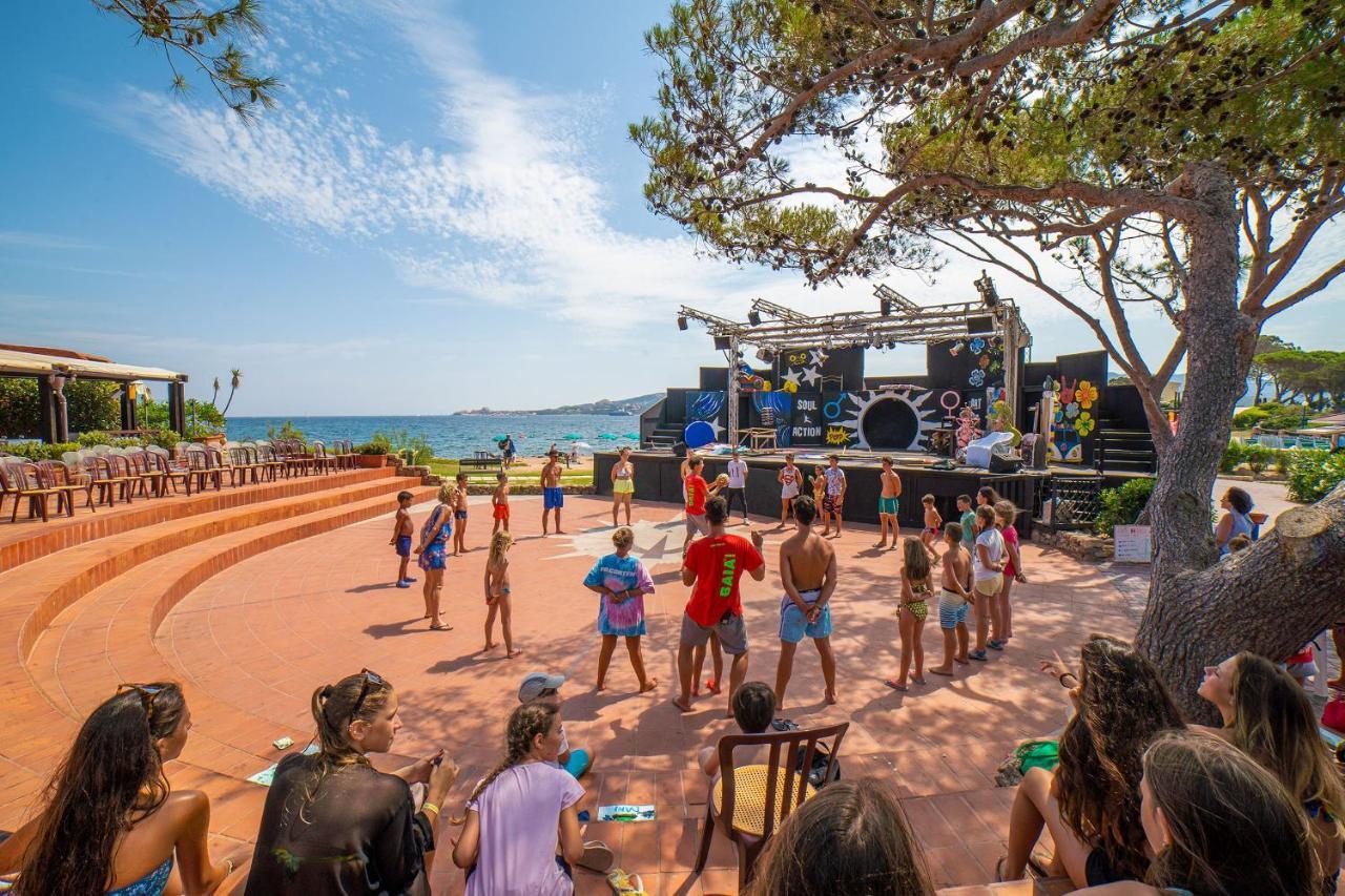 Centro Vacanze Isuledda Hotel